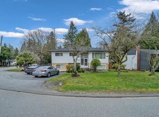 12521 Grove Cres, Surrey, BC V3V 2L6