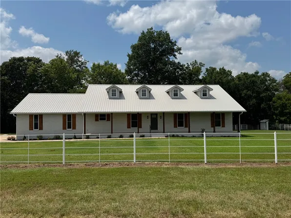12639 Rhine Rd, Farmington, AR 72730