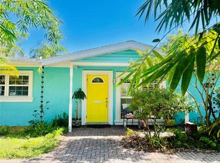 592 43rd Ave NE, Saint Petersburg, FL 33703