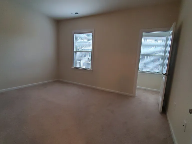 412 Daylin Dr — Photo 20