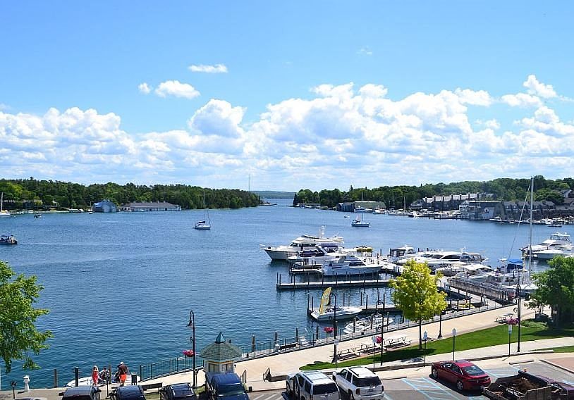 247 Bridge Park Dr Charlevoix, MI, 49720 Apartments for Rent Zillow