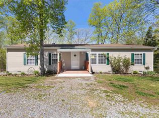 20 Birch Tree Dr, Goreville, IL 62939