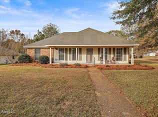 114 Fox Meadow Dr, Brandon, MS 39042