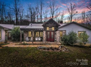 765 Higher Path, Saluda, NC 28773