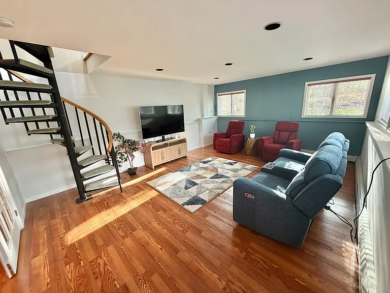 29 Carriage Hill Ln — Photo 23