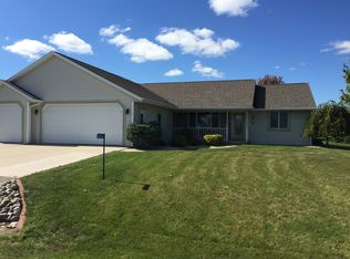 N6540 Carrington Dr, Fond Du Lac, WI 54937