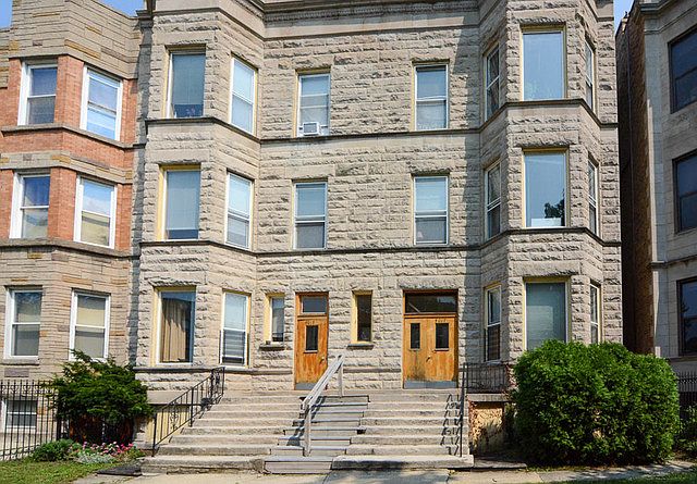 1st image of 4019 N Kenmore Ave APT 2