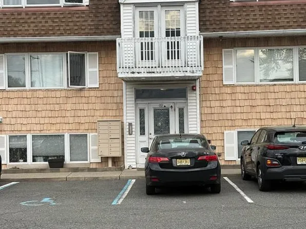 89 Kansas St APT 1B, Hackensack, NJ 07601