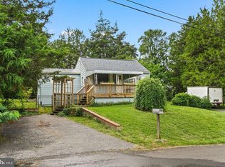 1209 Gloria Ave, Linthicum, MD 21090