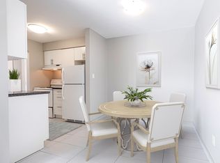 8955 Wyandotte St E, Windsor, ON N8S1V4