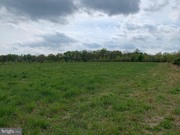 3rd image of 6255 Little Acres Ln