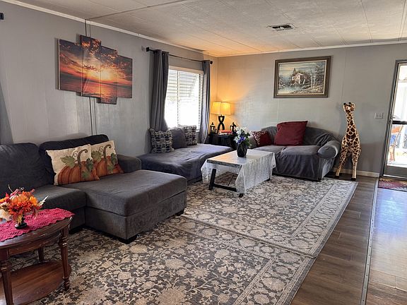 5th image of 812 Mountain Shadows Boulevard