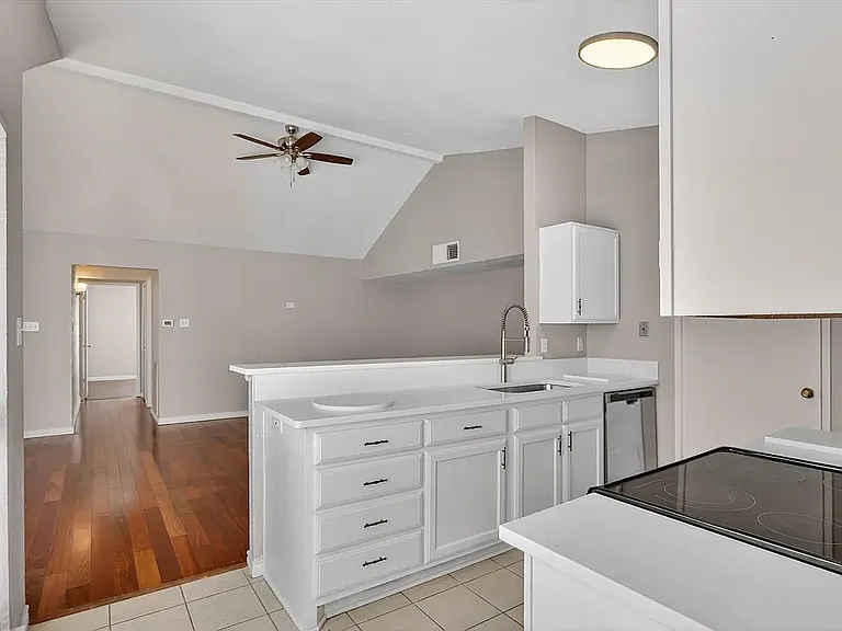 7257 Pineberry Rd — Photo 6