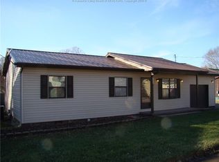 125 Dawn Hts, Scott Depot, WV 25560