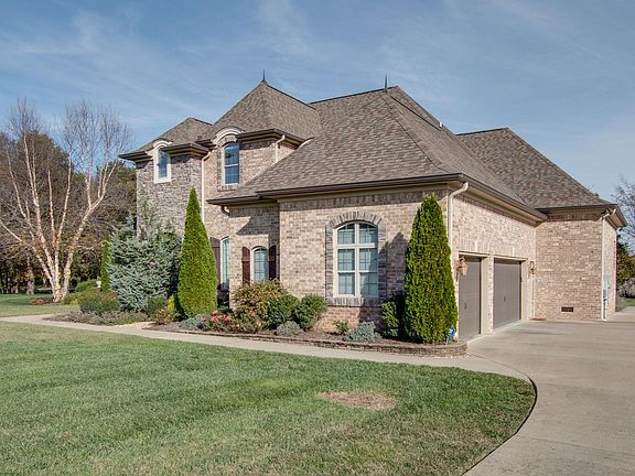 3rd image of 107 Big Sandia Dr