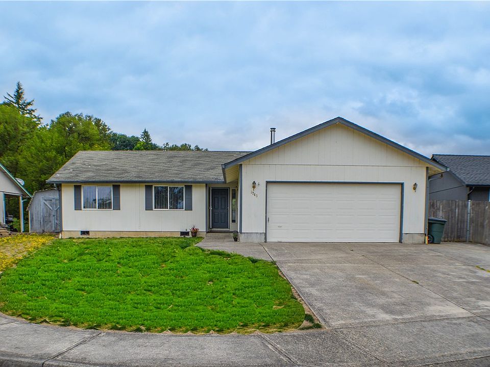 1st image of 1743 Foxtail Cir