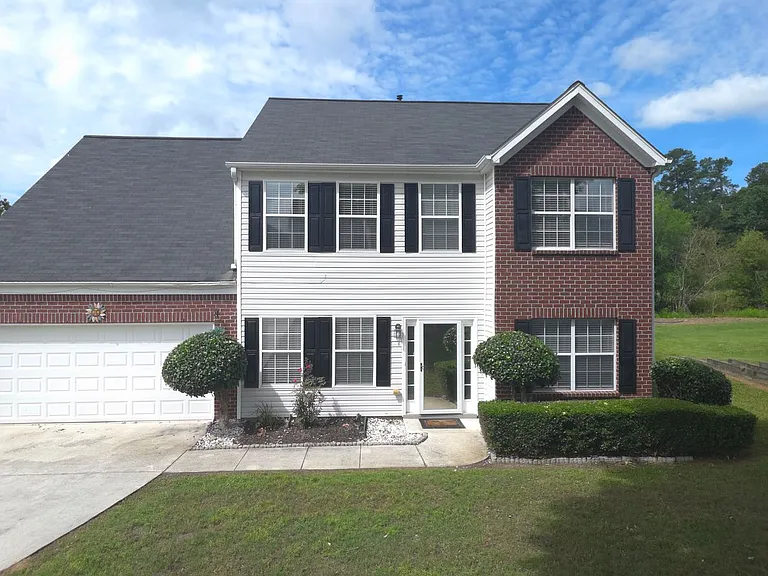 2895 Gallery Grv — Photo 1
