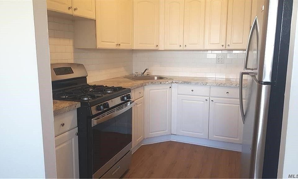 1st image of 15346 77th Ave APT 3