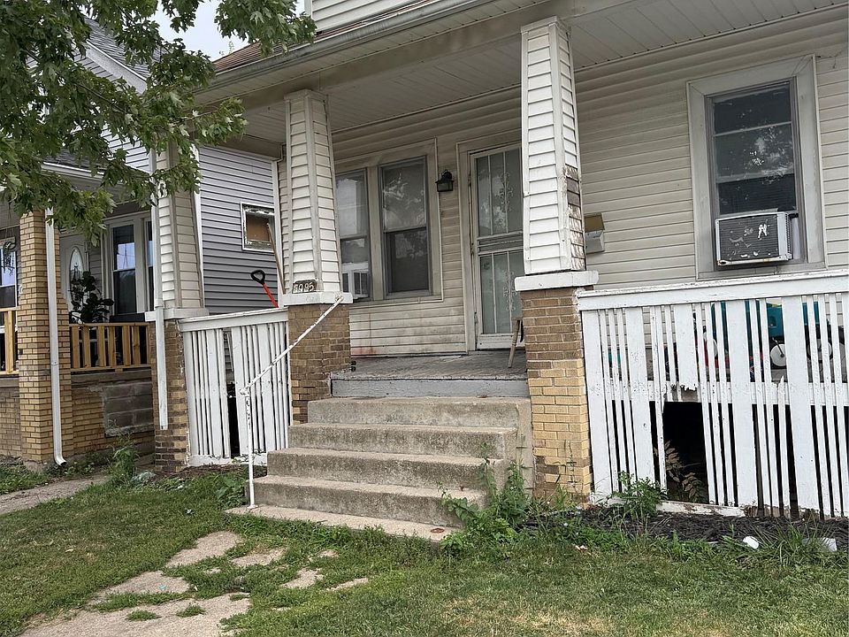 1st image of 8095 Smart St