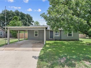 404 Emmett St, Bryan, TX 77802