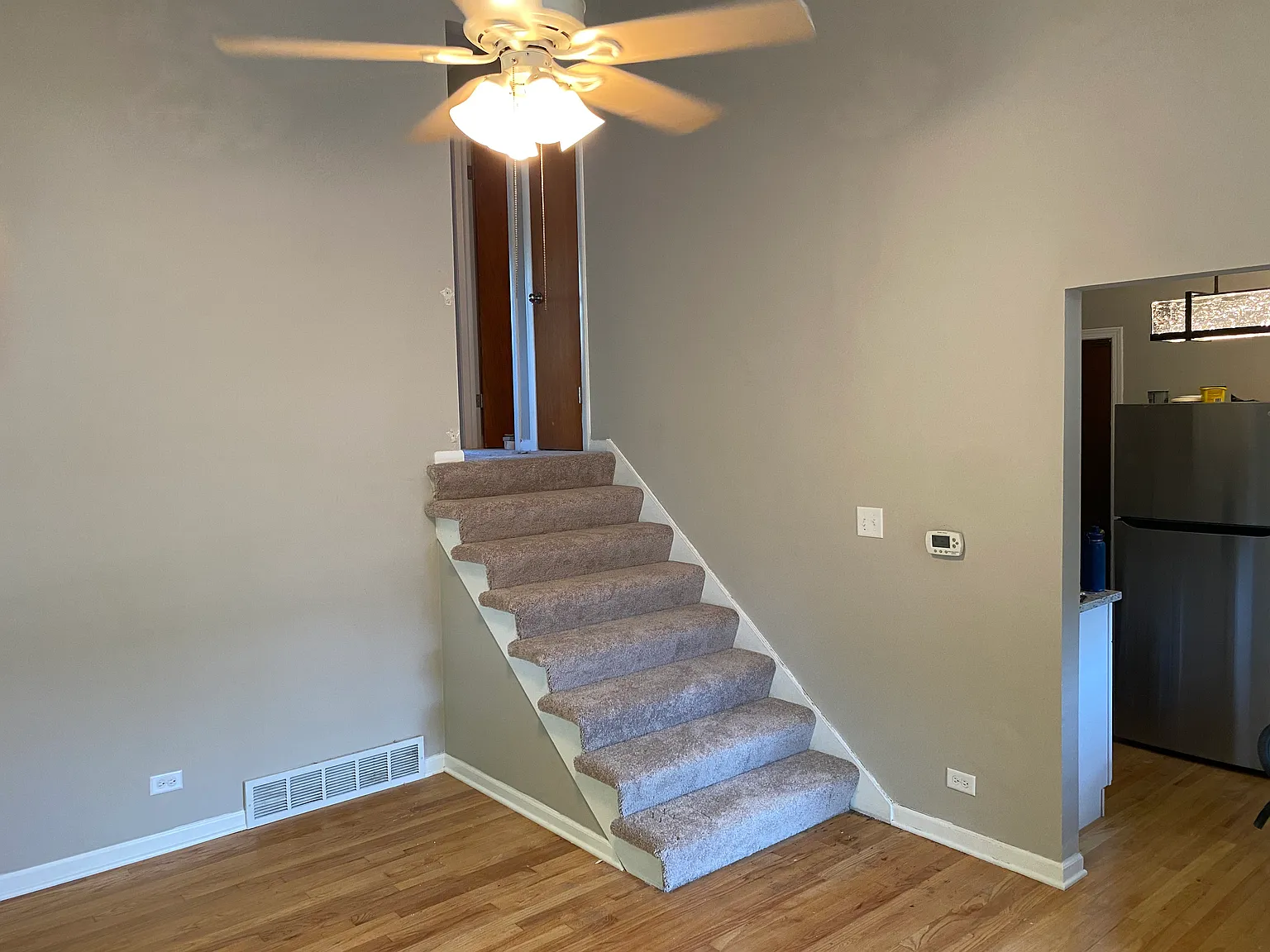 2 bed, 700 sqft, $1,600 — Photo 4