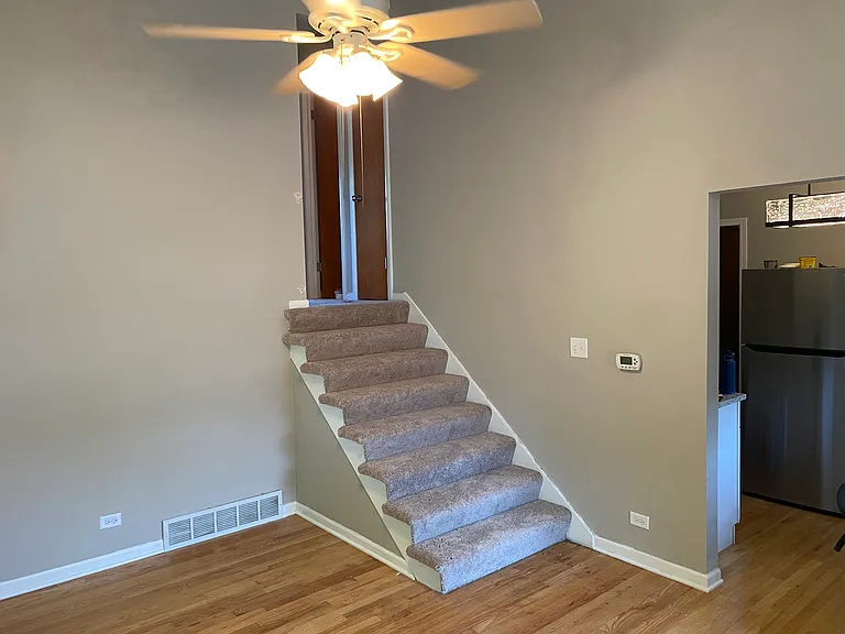 513 S Ryan Ln #B — Photo 4
