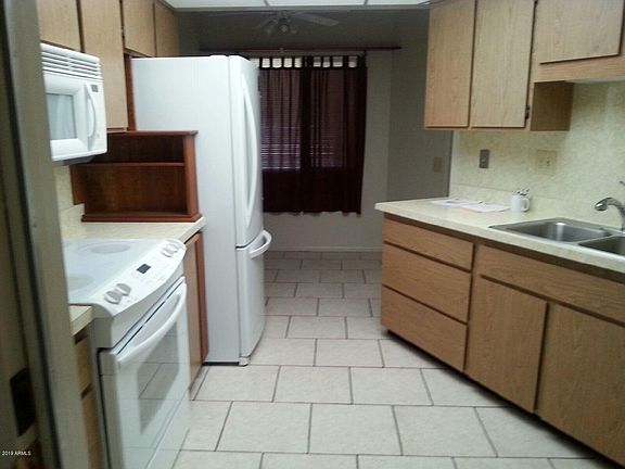 2nd image of 10867 W Emerald Dr