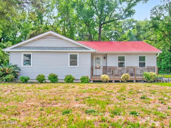 1950 Ocean View Dr SW, Ocean Isle Beach, NC 28469