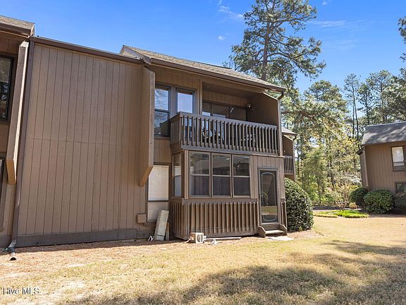 4th image of 10 Pine Tree Road # 209