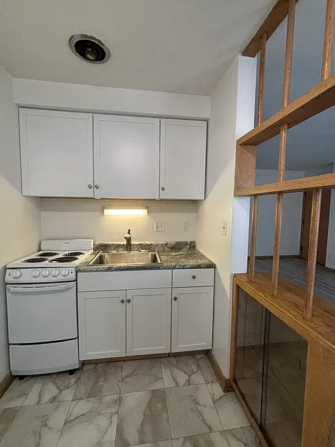 1 bed, 650 sqft, $900 — Photo 4