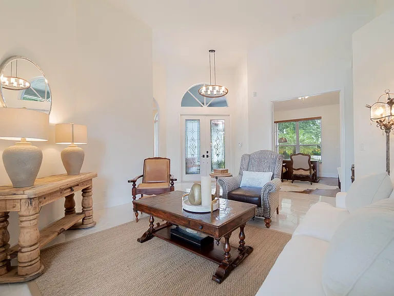 1907 S Club Dr — Photo 18