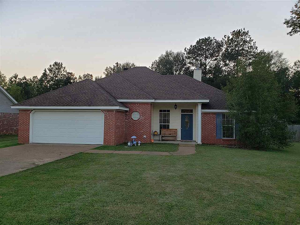 1st image of 1047 Spanish Oak Dr