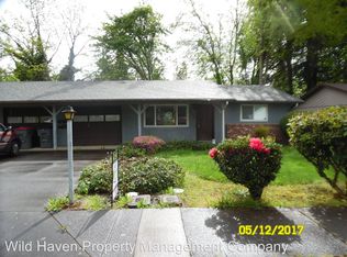 1044 SE Willow St, McMinnville, OR 97128