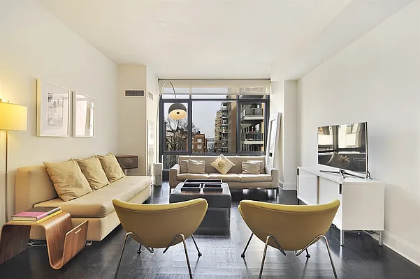 Rented by Corcoran | media 53