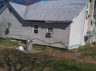 2691 Indian Mound Rd, Woodlawn, TN 37191