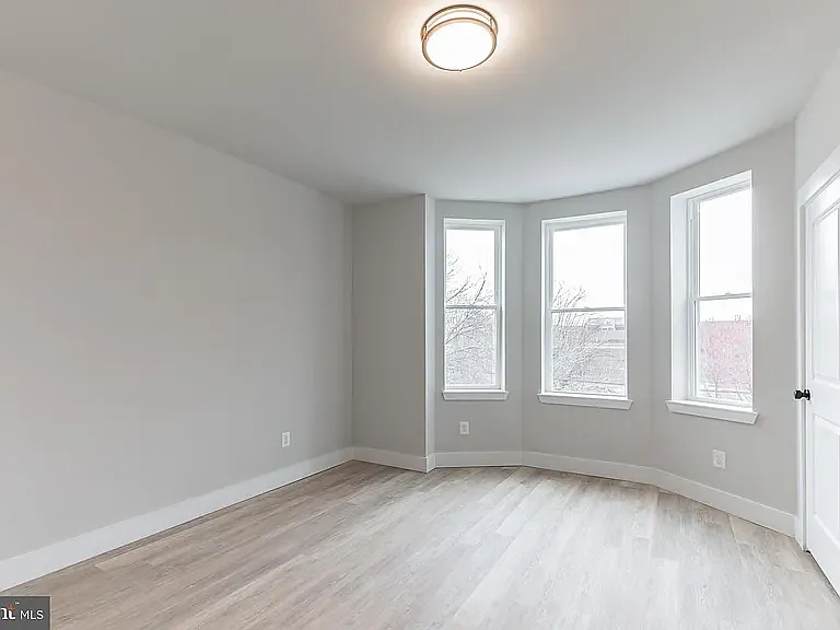 1512 S 58th St #2 — Photo 14
