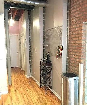 3rd image of 2943 N Lincoln Ave #105CR