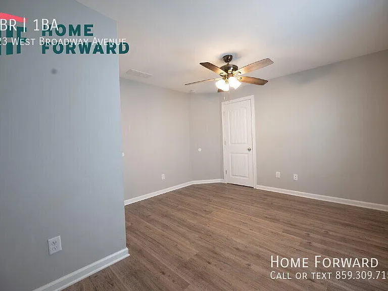 223 W Broadway Ave — Photo 13