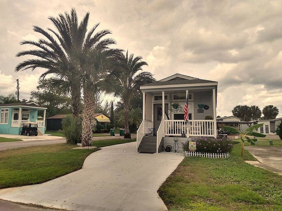1st image of 1271 Amberjack Ln