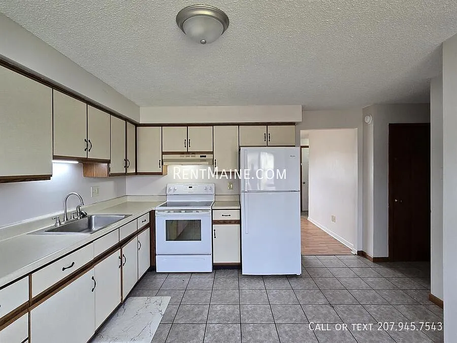 2 bed, 1.5 bath, $1,875 — Photo 4