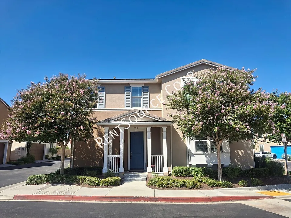 24355 Verdugo Cir