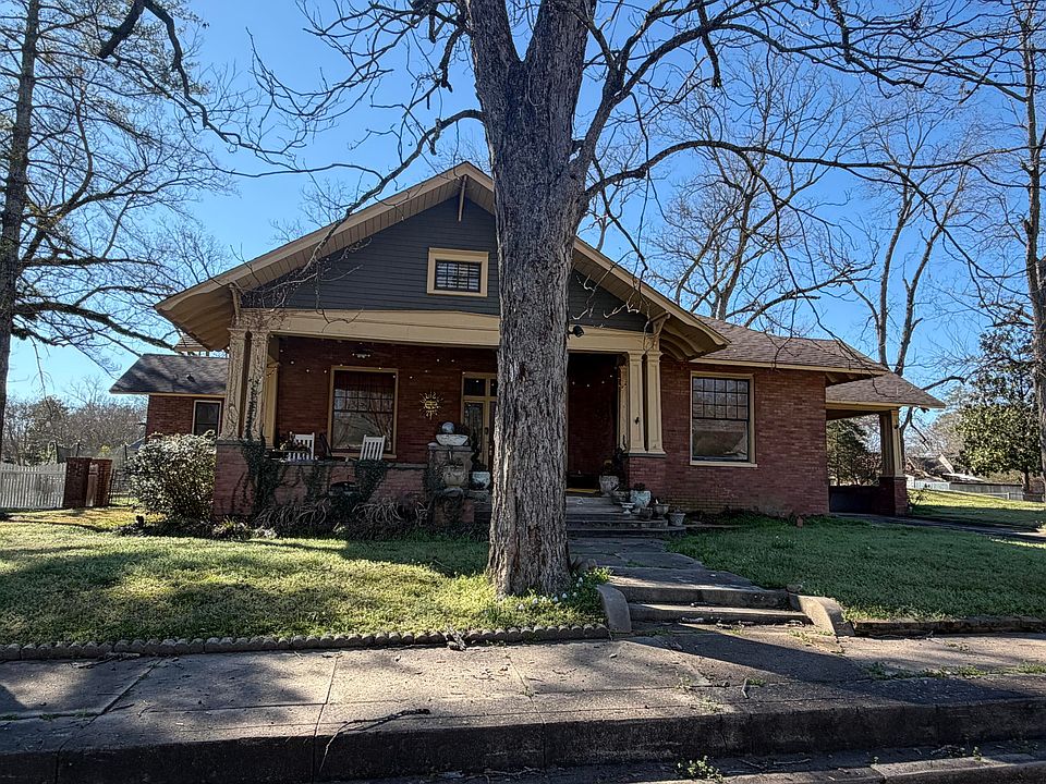 1st image of 33 Court St