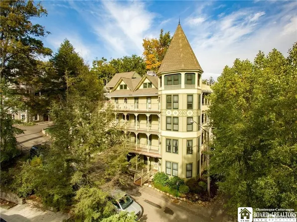 20 Simpson Ave #2-C, Chautauqua, NY 14722