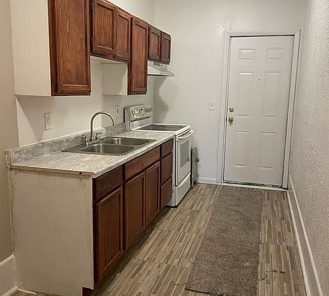 2nd image of 1362 West Blvd APT 11