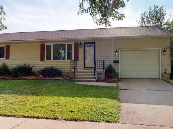 1012 Witter St, Storm Lake, IA 50588