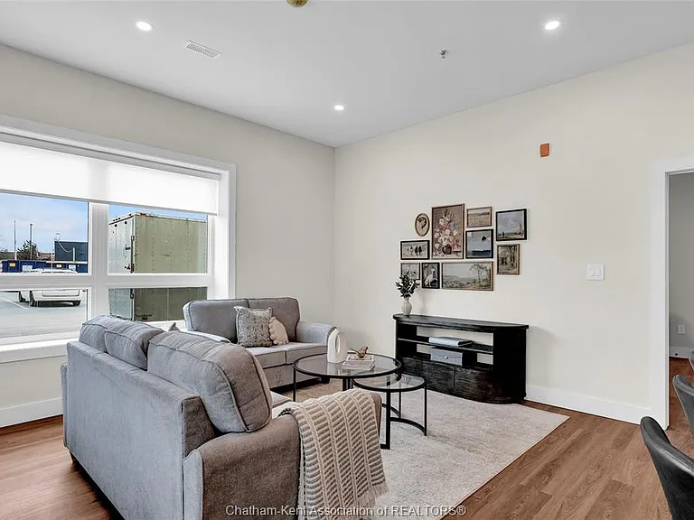 12 Mill St W #214 — Photo 22