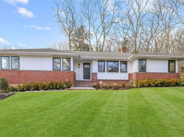 6 Forest Street, Bayville, NY 11709