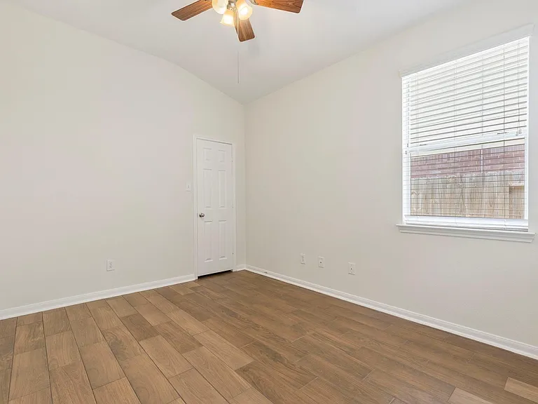 31719 Cattail Park Ct — Photo 17