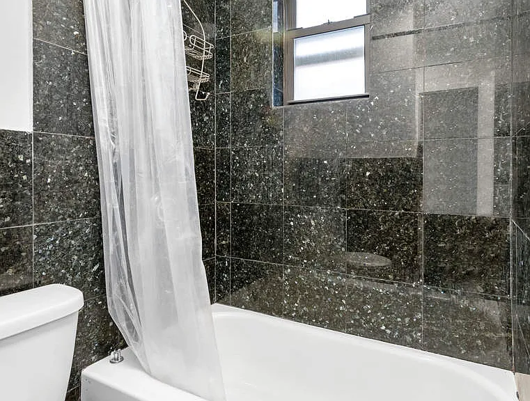 214 E 82nd St #14 — Photo 4
