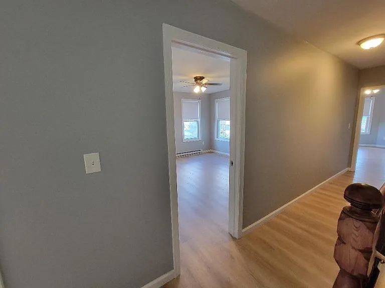 30 Beacon Ave — Photo 16